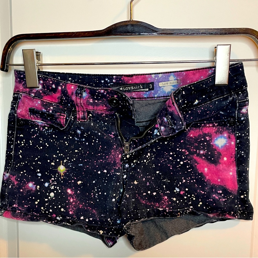 Lovesick low rise galaxy shorts size 3